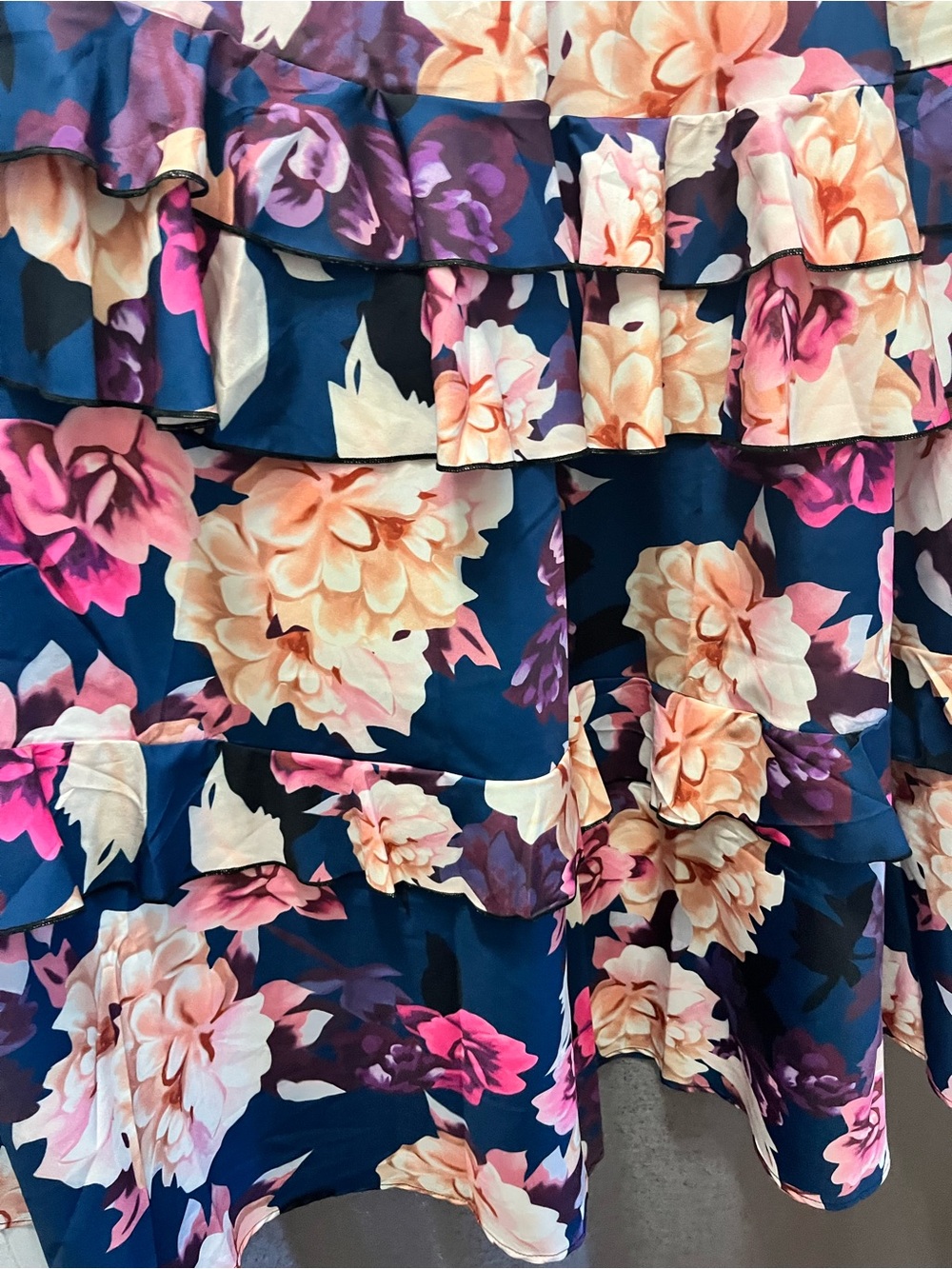 Floral Ruffle Crop Top - Navy Multi - Picture 4 of 5
